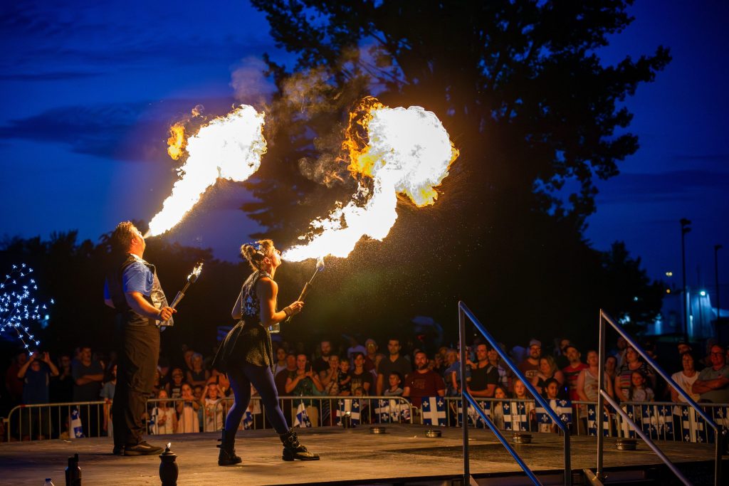 spectacle crachage de feu