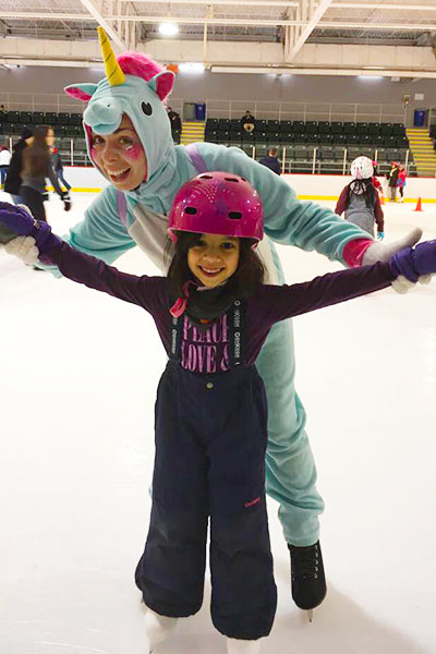 animations-hivernales-unicorn-mascotte