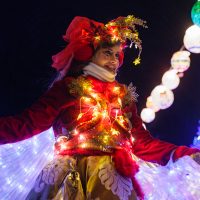 animations-thematiques-noel-Thalina-lumineuse personnage noel